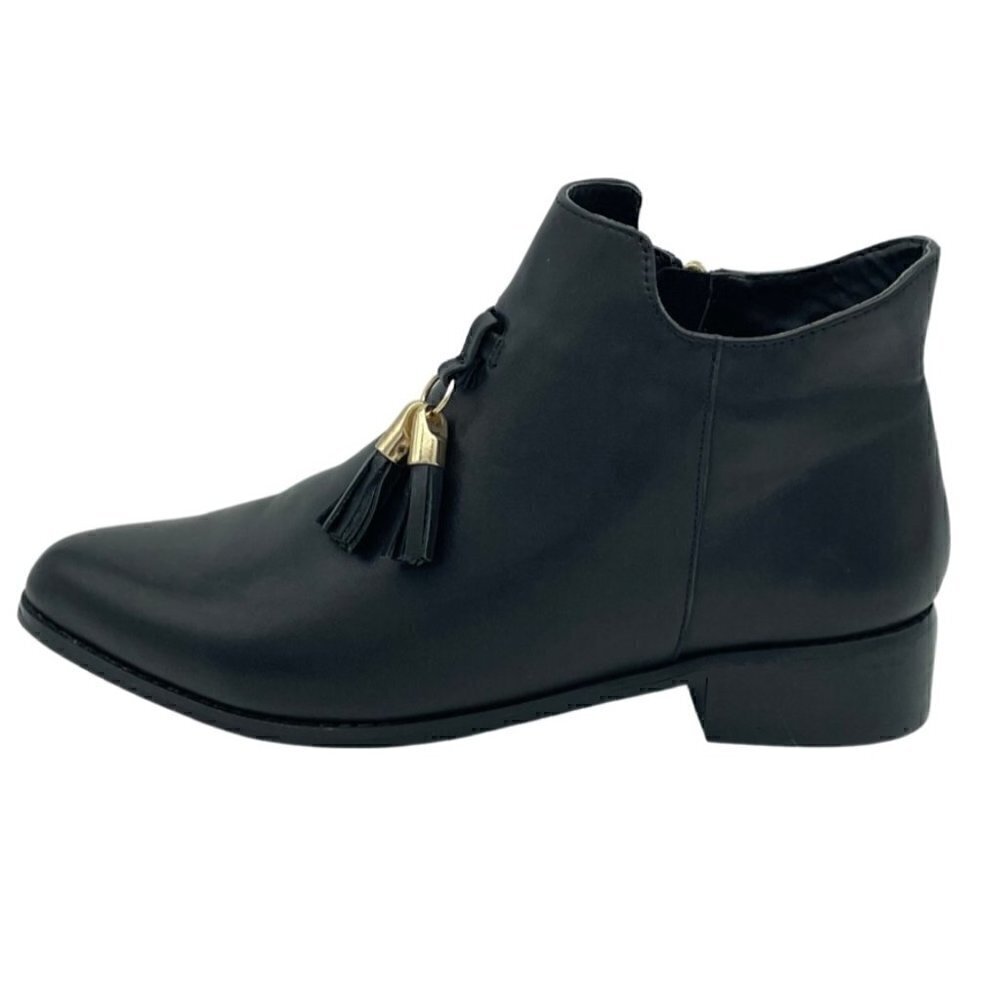 NWOT  Gianni Fermani Black Leather Ankle Booties Boots, Sz 6.5